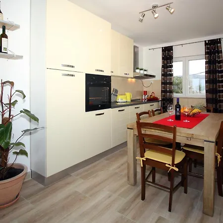Milenka Apartment *